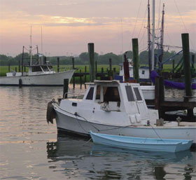 Shrimp and other boats in Mt Pleasant, SC